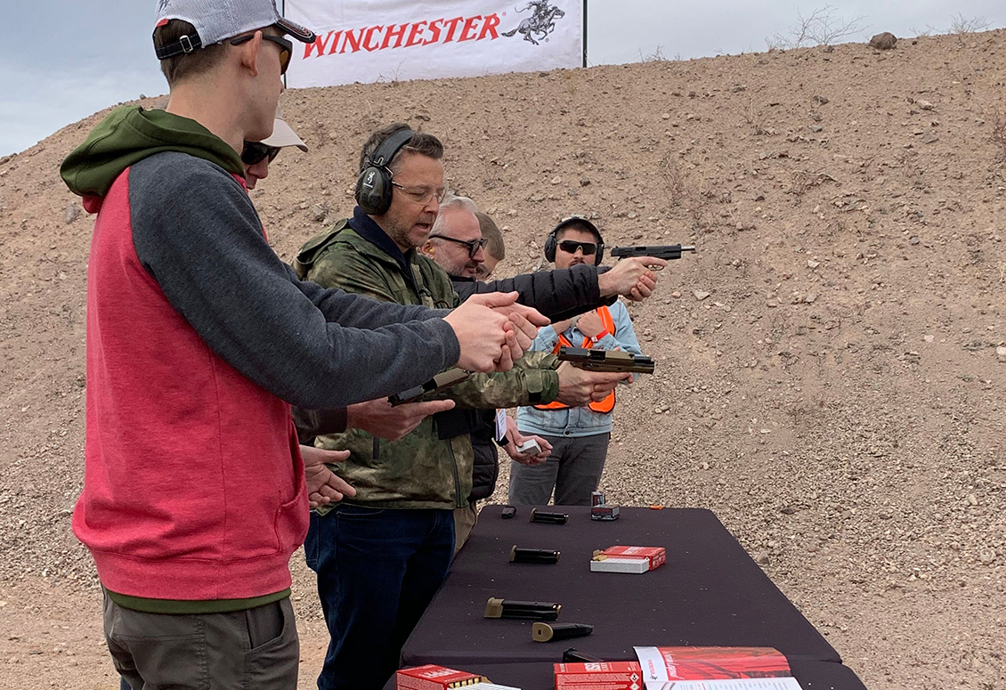 http://winchester.com/-/media/Feature/Blog/2021/10/Tim_helping_at_Media_day_on_the_range_Winchester.ashx
