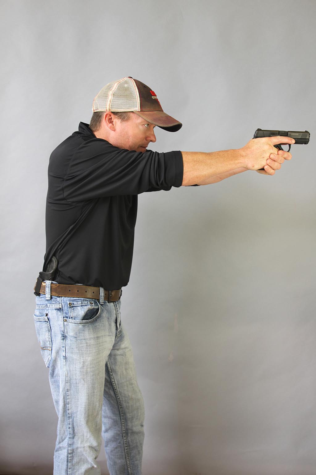 shooting a handgun for beginners